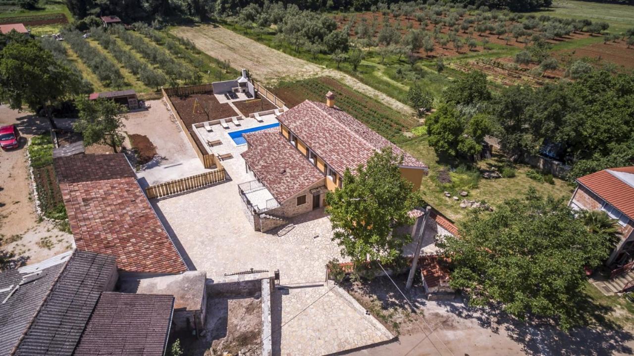 Spacious Four-Bedroom Villa Marija Klostar Exterior photo